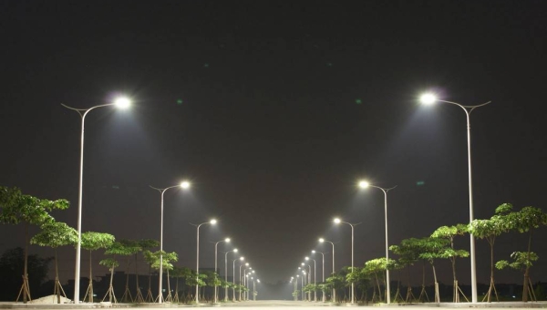 روشنایی خیابان ها و معابر عمومی از دیدگاه مهندسی